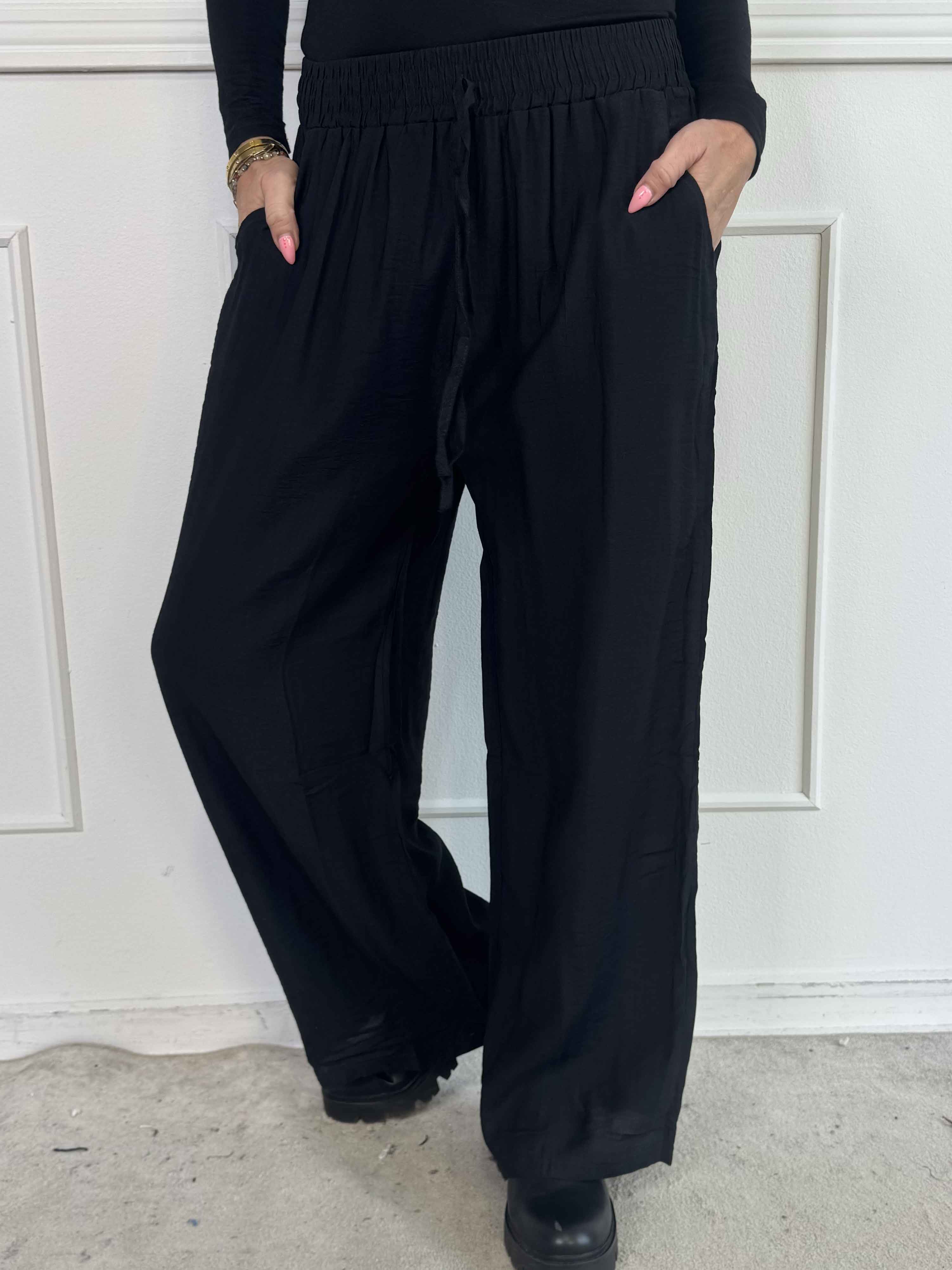 Tyra - Løse bukser i en viskoseblanding